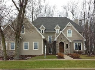 3025 E Drake Ln, Appleton, WI 54913