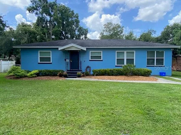 1003 N Merrin St, Plant City, FL 33563