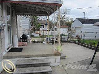 3rd image of 4947 Gertrude St