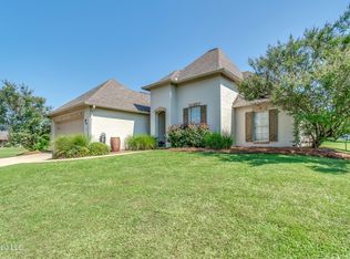 106 Bridge Walk Dr, Canton, MS 39046