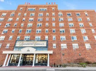 370 W Broadway #5K, Long Beach, NY 11561