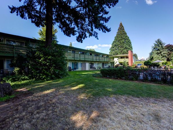 10231 NE Tillamook St APT 207