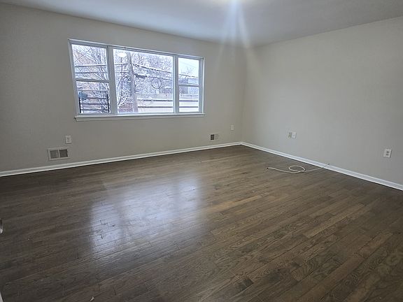 3rd image of 747-749 S 12th St #B1