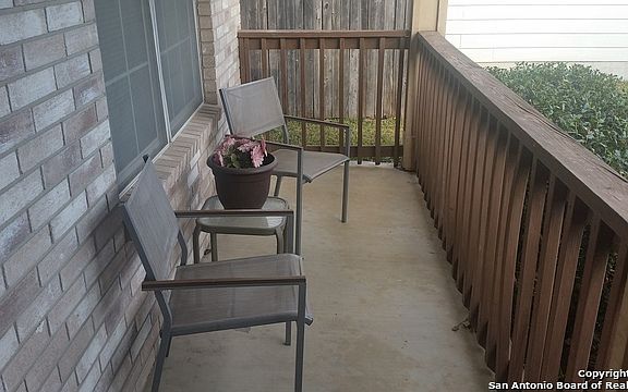 4th image of 203 La Garde St