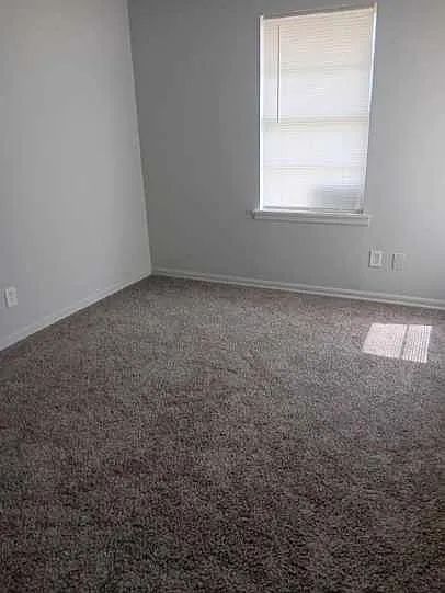 201 Altamesa Blvd — Photo 7