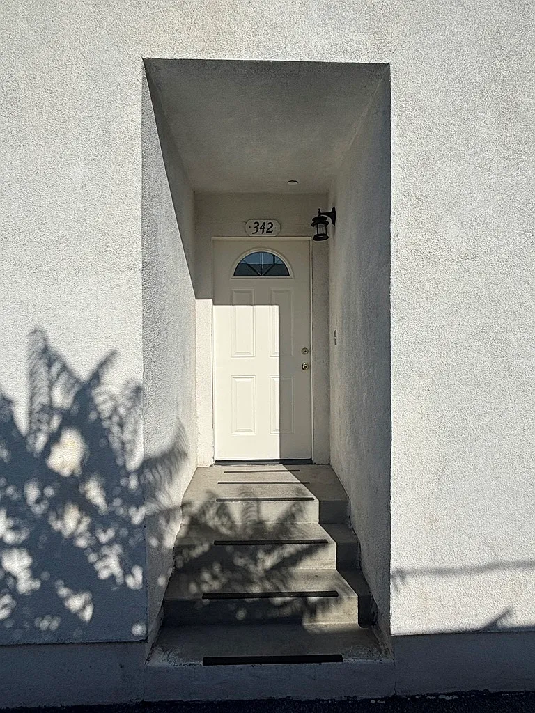 5 bed, 1857 sqft, $4,200 — Photo 2