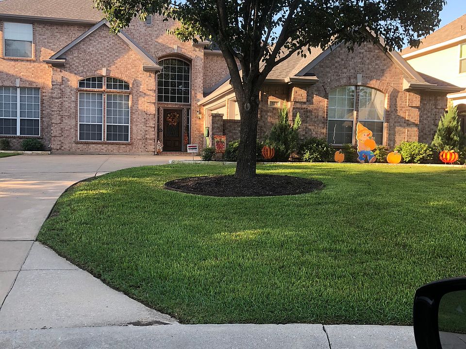 1st image of 729 Bryson Way