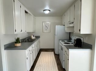 100 Gatch St APT 3, Woodburn, OR 97071