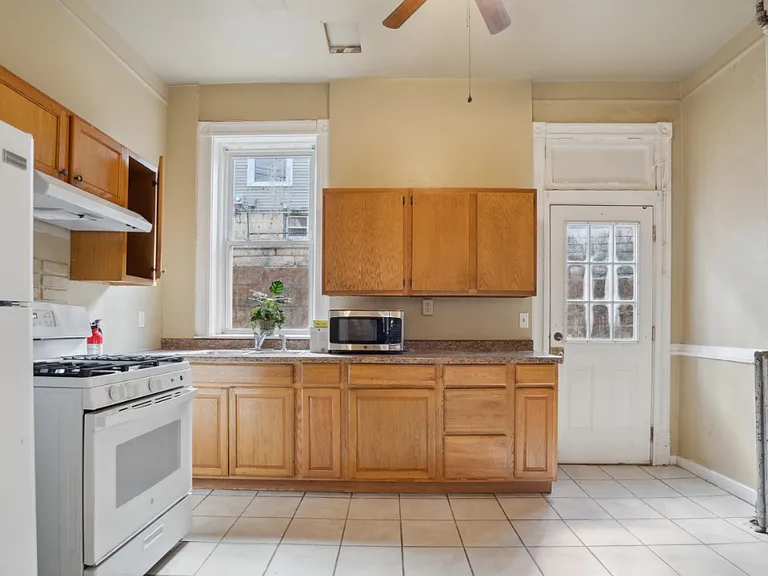 538 Loras Blvd #538 — Photo 17