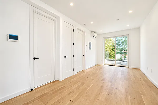 Living room, photo 3