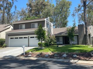 22482 Forest Hl, Lake Forest, CA 92630