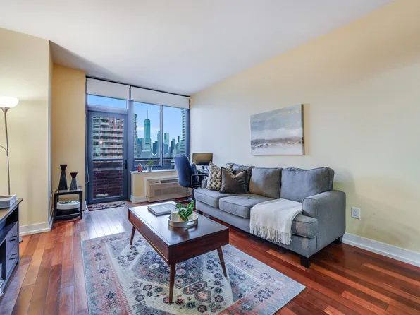 389 Washington St APT 19G, Jersey City, NJ 07302