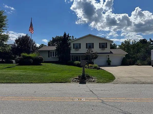 5884 Skyline Dr, Cambridge, OH 43725