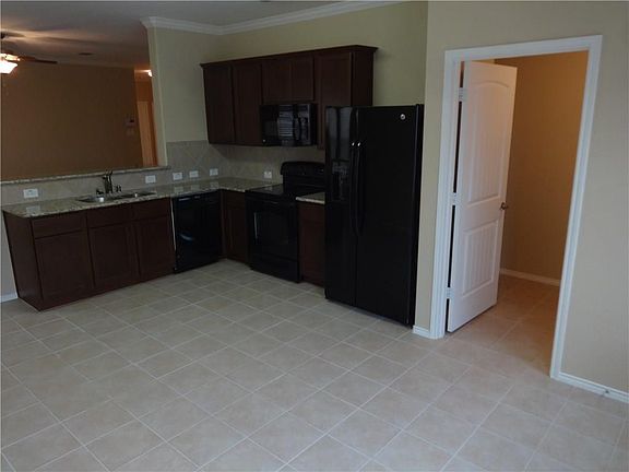 5th image of 11900 Summer Springs Dr