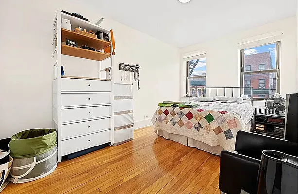 Rented by REAL New York | media 11