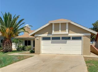 40 Chant St, Perris, CA 92571