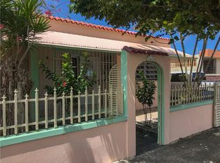 136 Calle Principal, Catano, PR 00962