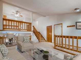 6512 Gray Fox Curv, Chanhassen, MN 55317