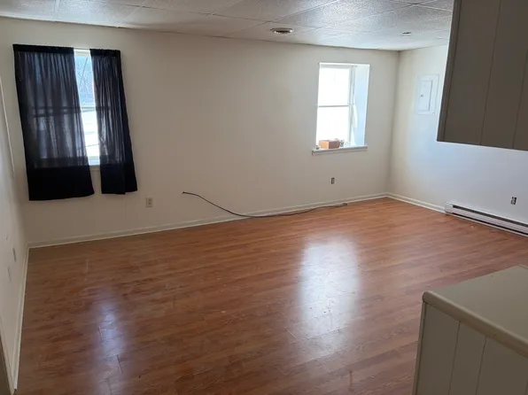 130 Carlisle St Unit 4, Hanover, PA 17331