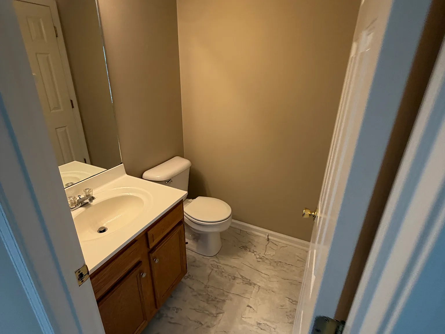 3 bed, 2.5 bath, 1500 sqft, $1,650 — Photo 4