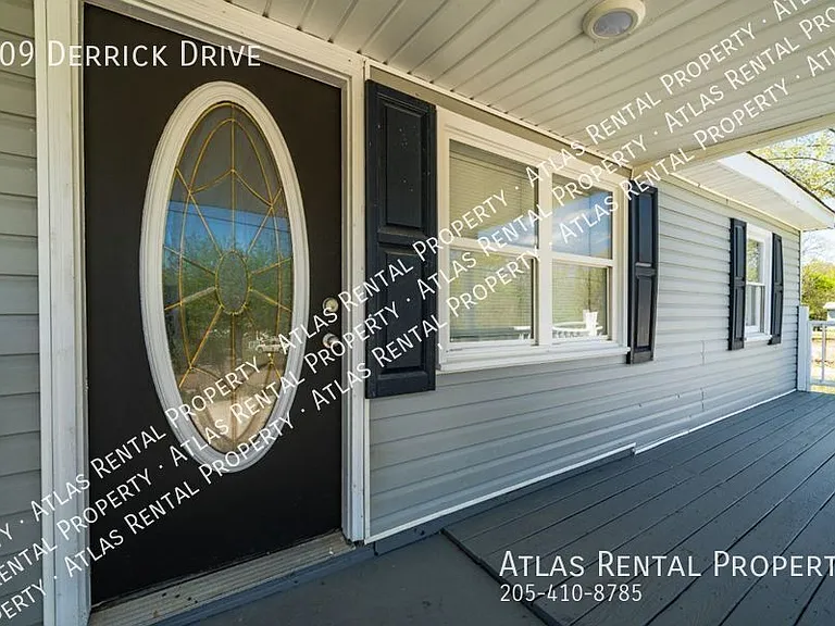 109 Derrick Dr — Photo 4