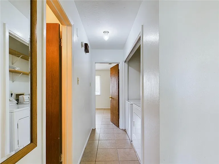 1601 George Bush Dr #B — Photo 5