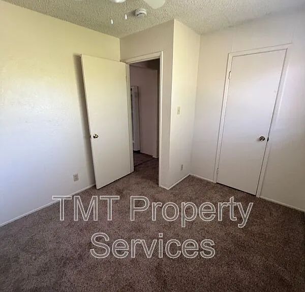 2743 2nd Ave #7 — Photo 6