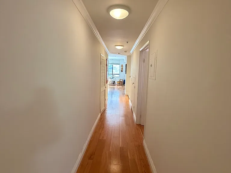1238 S Holt Ave #2 — Photo 20