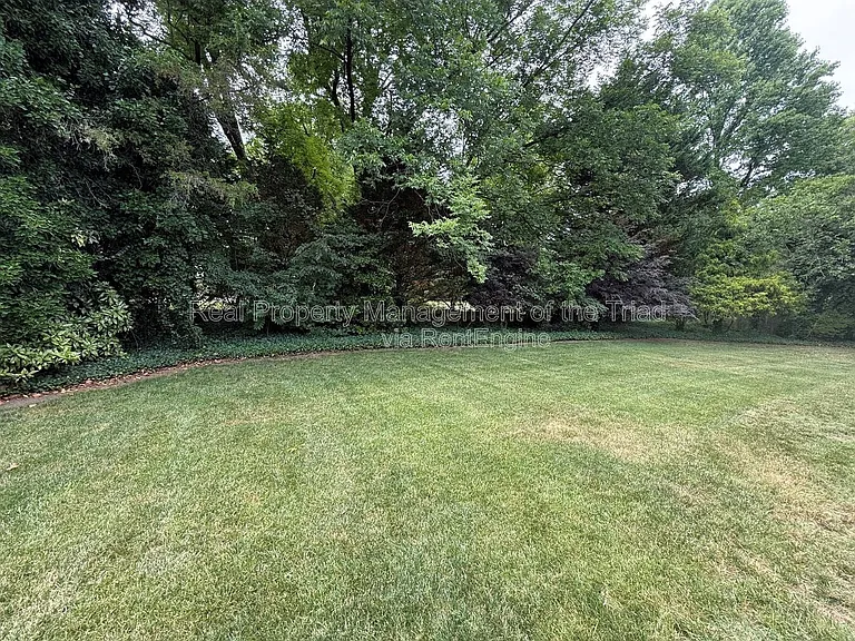 905 Old Winston Rd — Photo 20