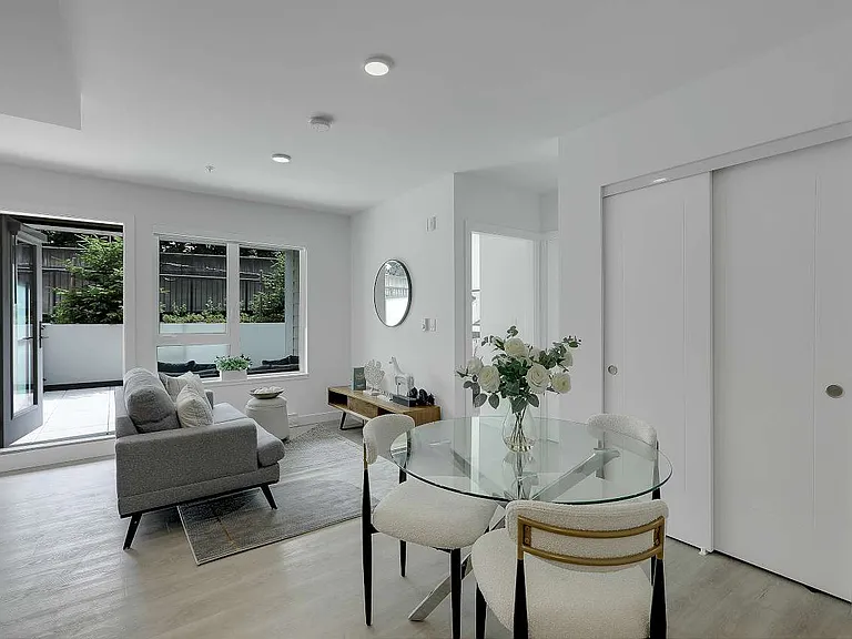 1717 E 13th Ave — Photo 12