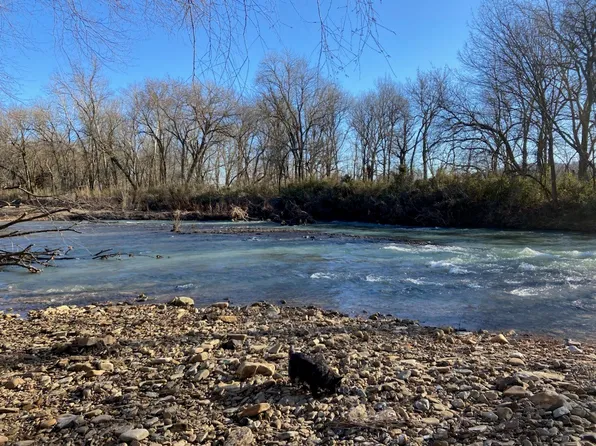 10862 S Harris Rd, Fayetteville, AR 72701