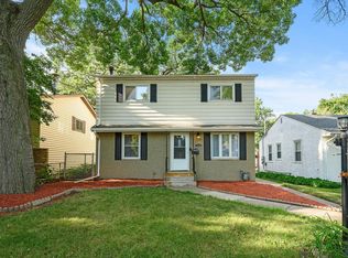 2112 Reaney Ave E, Saint Paul, MN 55119