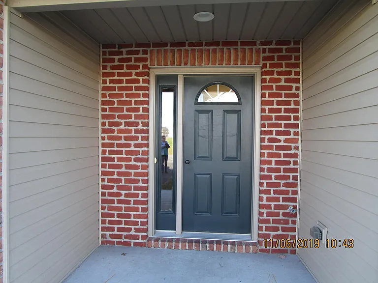 1212 Emilys Ct — Photo 4