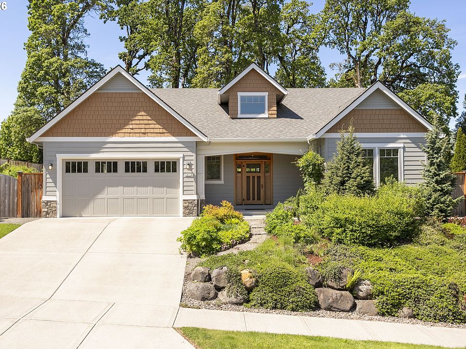 1st image of 2631 NW Merlot Dr