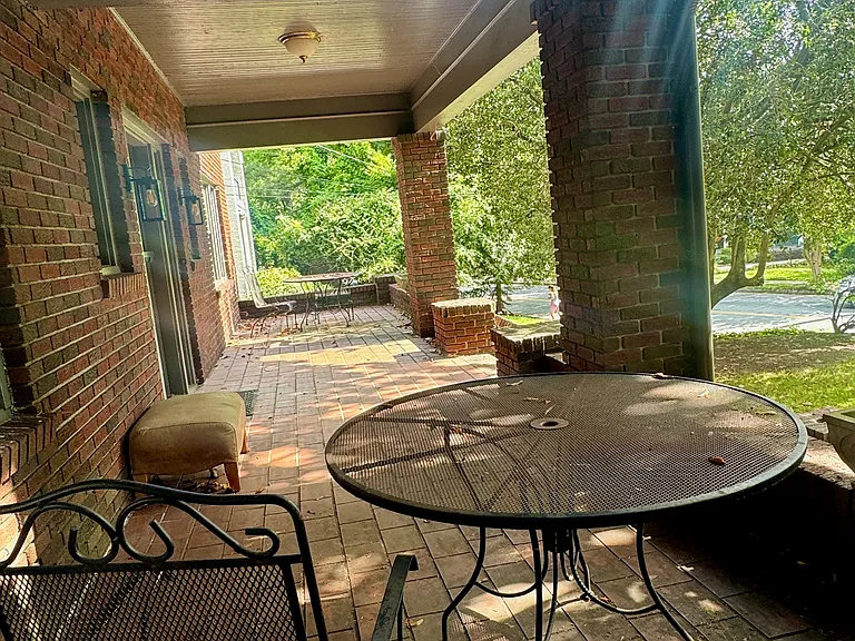 922 N Highland Ave NE #A — Photo 30