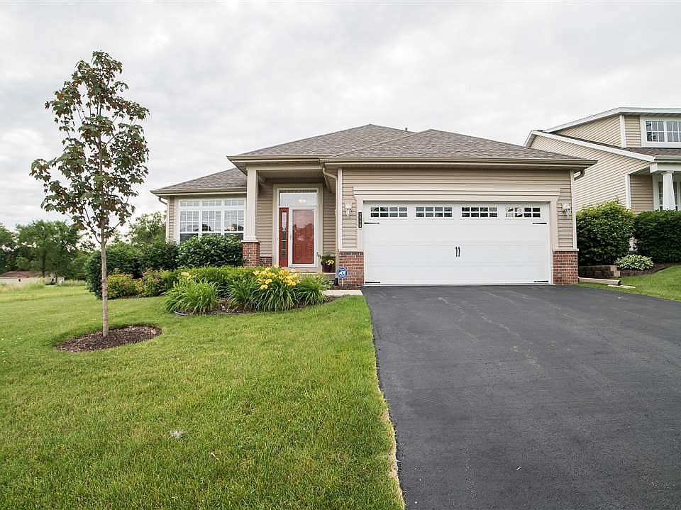 1st image of 1728 Meadowlark Ln