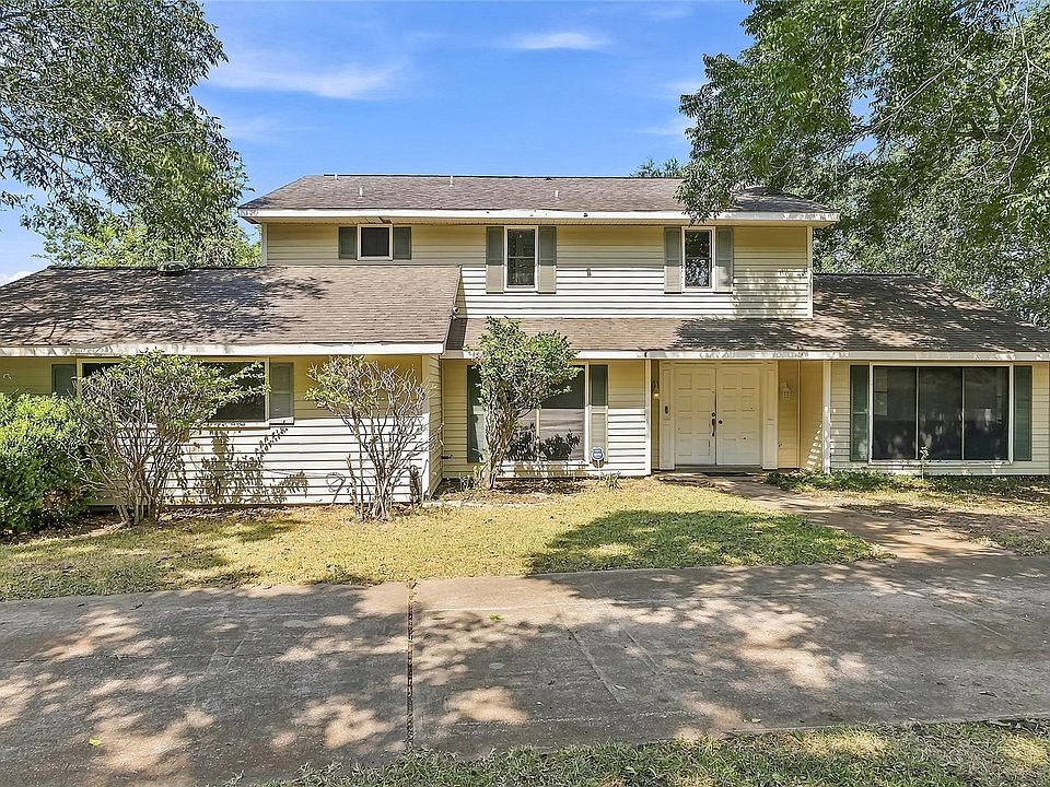 1st image of 3447 Azalea St