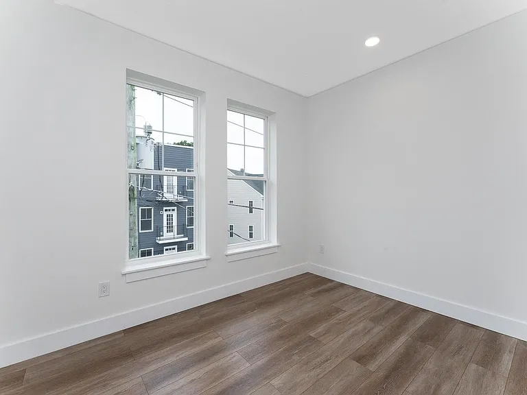 2230 Nicholson St SE #12 — Photo 30