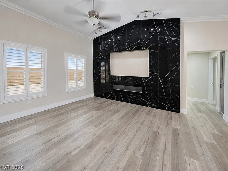 10420 Villa Ridge Dr — Photo 5