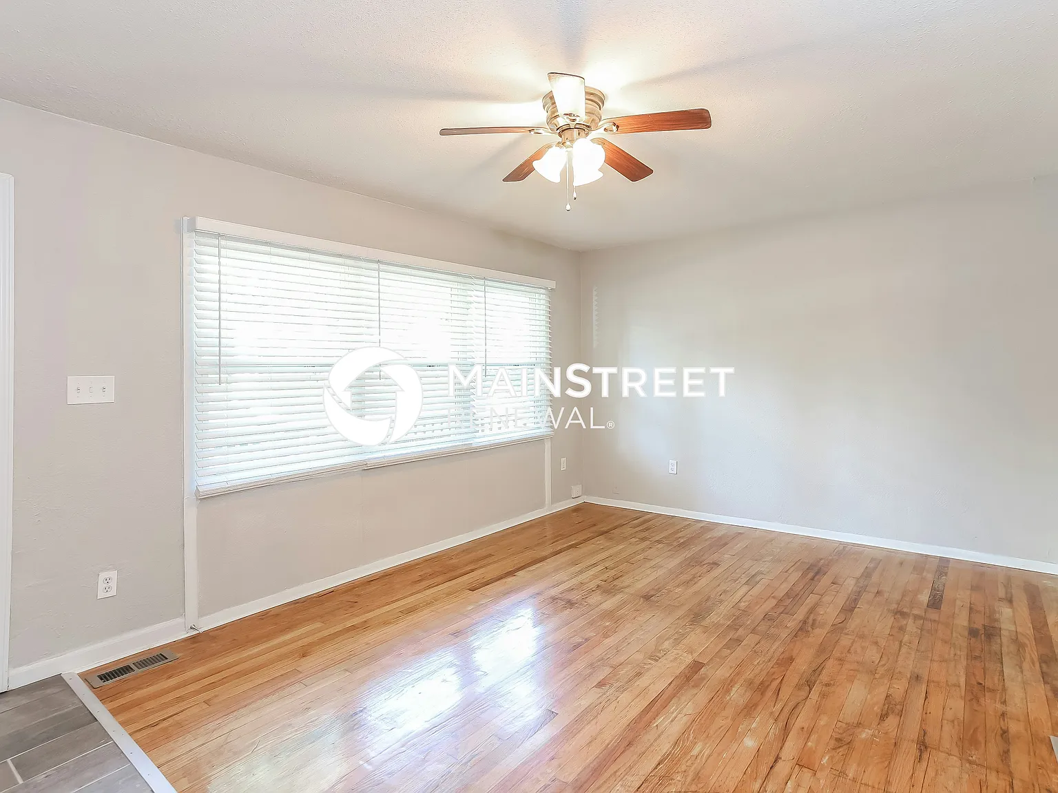 11423 Palmer Ave — Photo 3