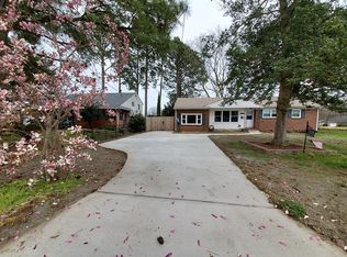 7416 Wildwood Dr, Norfolk, VA 23518