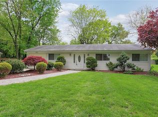 22 Joline Rd, Kendall Park, NJ 08824