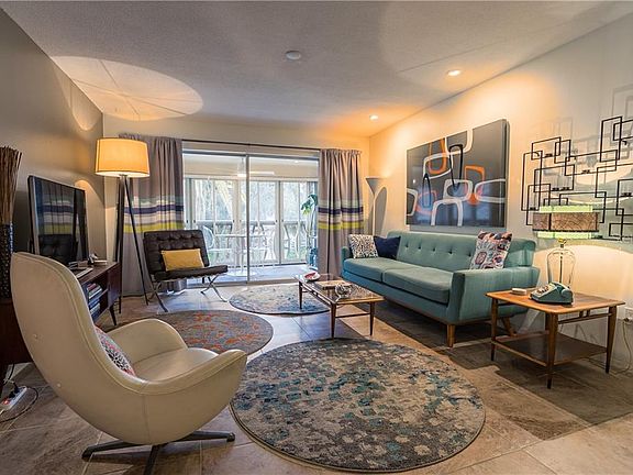 3rd image of 1515 Bayshore Blvd APT 16