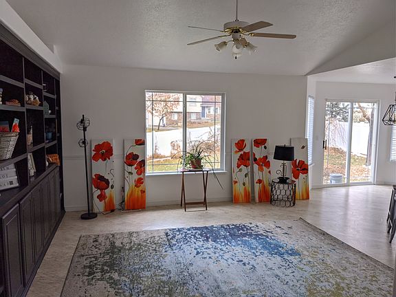 Upstairs Great room