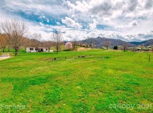 146 Vera Lee Rd, Waynesville, NC 28785
