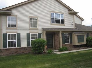 16 N Vis, Auburn Hills, MI 48326