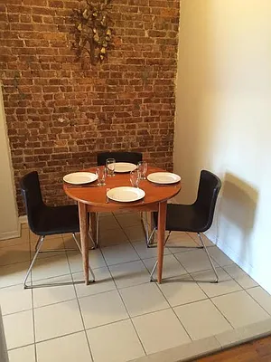 Rented by Bloom Real Estate Group | media 28