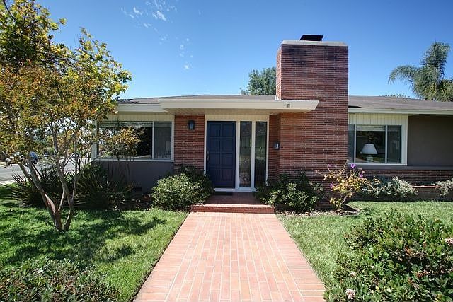 2nd image of 4815 Lucille Dr