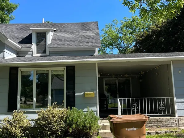 202 13th Ave, Brookings, SD 57006