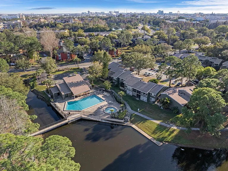 5810 Windhover Dr — Photo 28